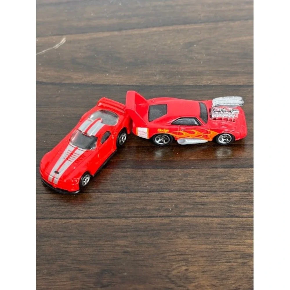 Hot Wheels Dodge Daytona Custom Flame & Dodge Viper GTS-R Red Diecast Car Lot